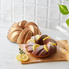 Karaca Cake Pro - Cast Aluminum Decorative Bundt Cake Pan - 26cm - Gold | 153.03.06.8262