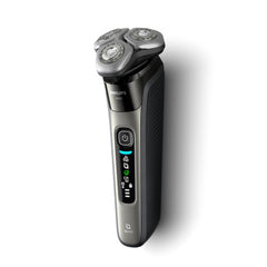Philips i9000 Wet & Dry Electric Shaver with SkinIQ | X9002