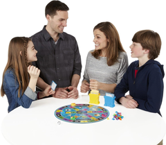 Hasbro - لعبة لوحية تريفيل برسوت نسخة العائلة | HBGME1921E