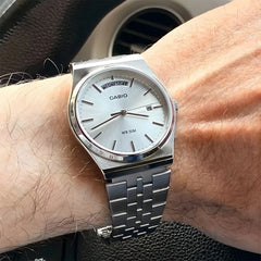 Casio Men 3-Hand Watch - White / Silver | MTP-B146D-7AVDF