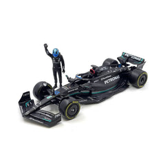 Bburago Mercedes-AMG F1 W14 E Performance #63 George Russell 1:24 Die-Cast Model Car with Driver Figurine | 18-28037R