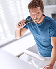 Philips Vacuum Beard Trimmer Series 7000 -Double-Sharpened Blades, Washable | BT7206