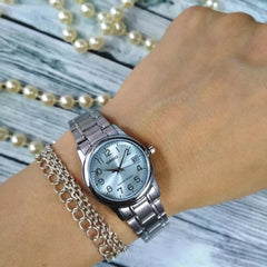 Casio casio-women-3h-watch- Women's Watch Silver 31x25 mm | LTP-V002D-2BUDF