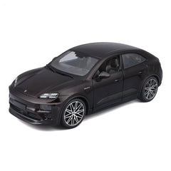 Bburago Porsche Macan Turbo Electric 1:24 Die-Cast Model Car