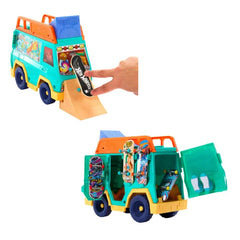 Hot Wheels Skate Van Fingerboard Playset with Accessories | MTHWJGG91