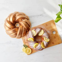 Karaca Cake Pro - Cast Aluminum Decorative Bundt Cake Pan - 26cm - Gold | 153.03.06.8262