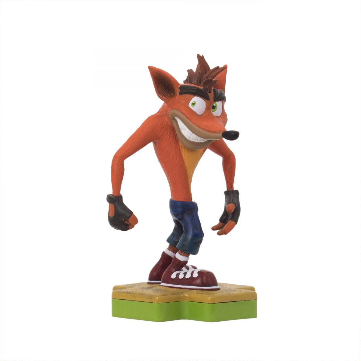Crash Bandicoot Totaku Figure
