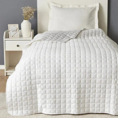 Karaca Home Heavy Glass Beaded Heavy Satin White Quilt Double [140x200cm] |  200.21.01.0304