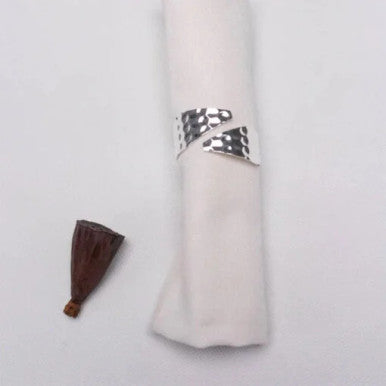 Karaca Home Hammered Metal Napkin Ring Set, 2Pcs [Silver] |  300.22.02.0468