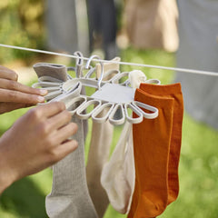 Joseph Joseph Petal™ 22-piece Quick-grip Ecru Drying Hanger | 50051