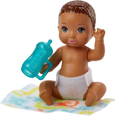 Barbie Babysitters Inc. Diaper Baby Story Pack with Brown Hair | FHY81
