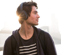 Bose SoundLink Around Ear Wireless Headphones II - Black