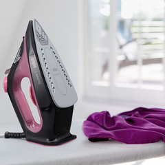 Braun TexStyle 1 Steam Iron - Purple/Black | SI1070