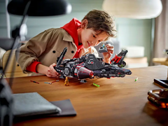LEGO Star Wars: The Dark Falcon - طقم المركبة الفضائية القابلة للجمع | 75389