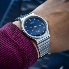 Casio Unisex 3-Hand Watch - Blue / Silver | MQ-24DA-2ADF