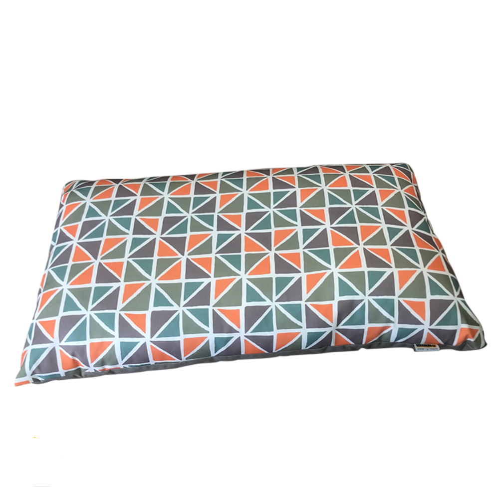 Camon Removable Cover Pet Cushion - Triangle Pattern 80 × 50 cm | ACP203