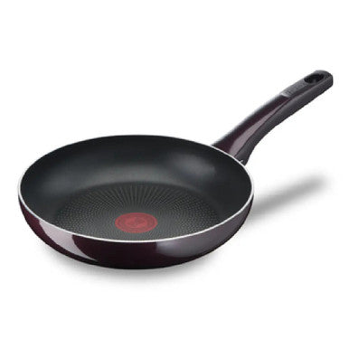 Tefal Resist Intense Frypan 32 Cm | D5220883