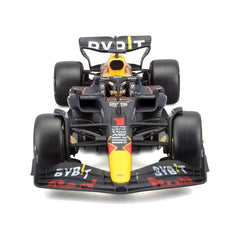 Bburago Oracle Red Bull Racing RB18 #1 Max Verstappen 2022 1:24 Die-Cast Model Car with Hard Case | 18-28026V
