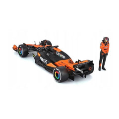 Bburago McLaren MCL38 #81 Oscar Piastri 2024 1:24 Die-Cast Model Car with Driver Figurine | 18-28040P