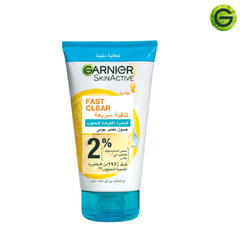 Garnier Fast Clear [2%] Salicylic Acid & Vitamin C 3-in-1 Anti-Acne Exfoliating Wash - 150ml