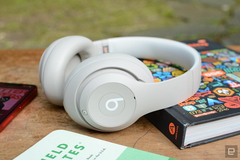 Beats Studio Pro Wireless Noise Cancelling Headphones - White