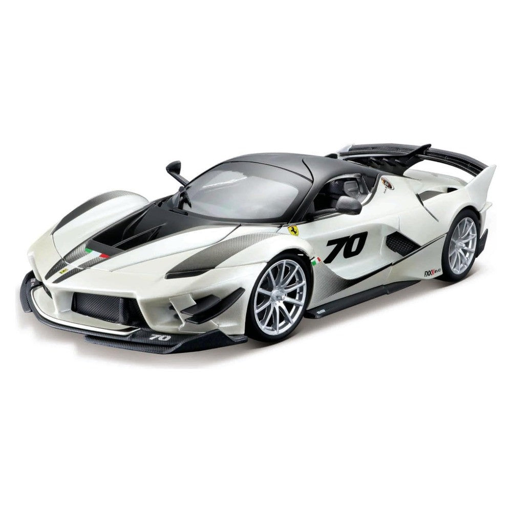 Bburago Ferrari FXX-K Evo #70 1:18 Die-Cast Model Car - White