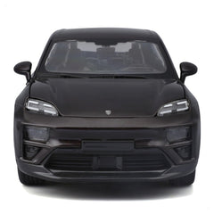 Bburago Porsche Macan Turbo Electric 1:24 Die-Cast Model Car